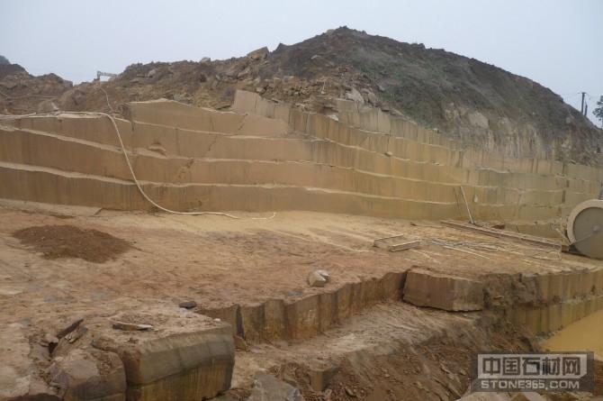 供應(yīng)黃木紋砂巖礦山，重慶大型黃木紋工廠，黃砂巖廠家電話