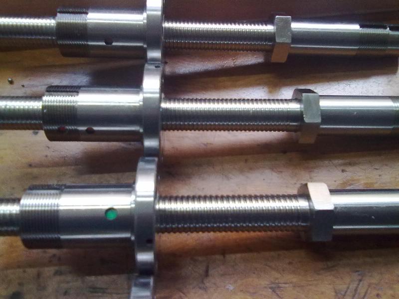 供應2003滾珠絲杠