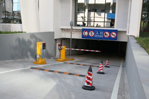 供應(yīng)停車場管理系統(tǒng)【減速帶】哪里有賣