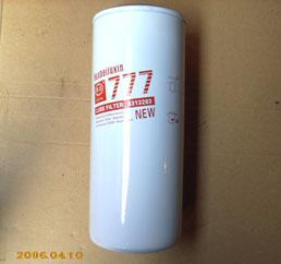 供應(yīng)康明斯機(jī)油濾芯3101869 3304232 3680306