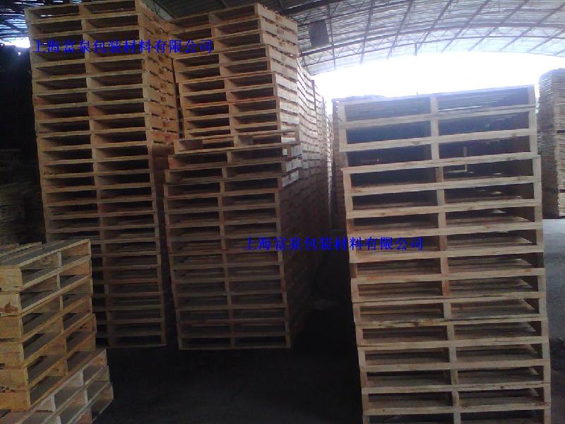 供應(yīng)青浦棧板、托盤(pán)、上海托盤(pán)、托盤(pán)木箱、卡板木箱