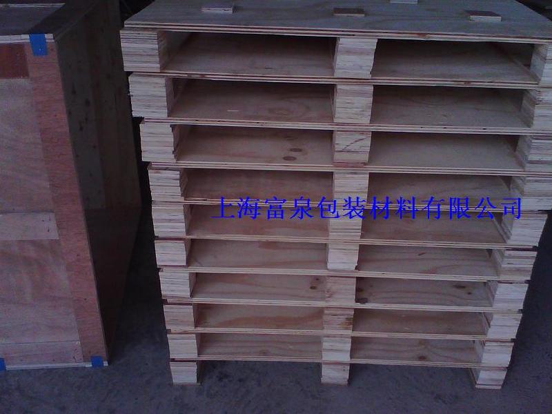 供應(yīng)膠合板木箱、膠合板價格、膠合板箱價格、免熏蒸箱