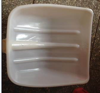 供應(yīng) 出售庫存豐收牌子大號(hào)塑料鍬/15127669860