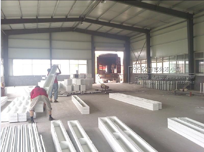 供應(yīng)浙江道路花箱廠家，道路花箱價(jià)格，道路花箱批發(fā)，道路花箱直銷