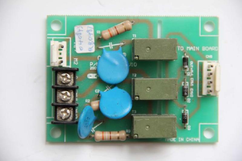 供應(yīng)加油機(jī)驅(qū)動(dòng)板