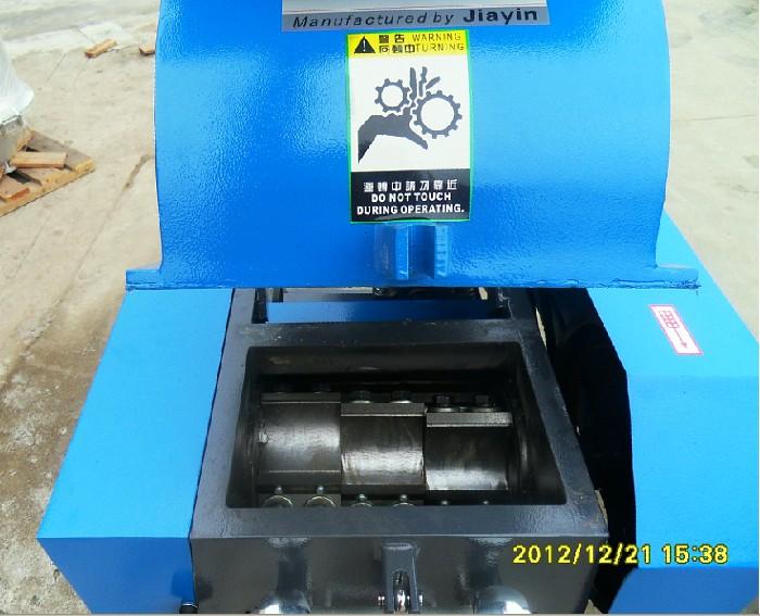 供應(yīng)廣州塑料切膠機(jī)  大型物料切碎機(jī)  嘉銀50T切膠機(jī)電話