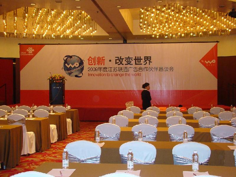 南京桁架租賃，南京桁架出租，南京背景桁架搭建