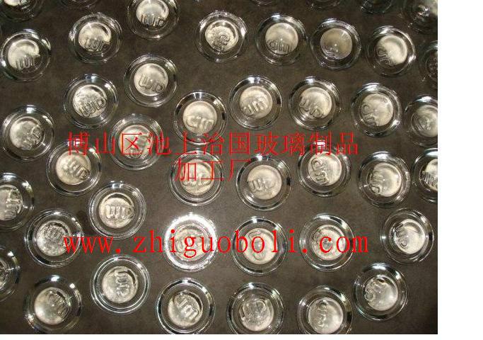 供應(yīng)玻璃反光道釘貓眼路標(biāo)