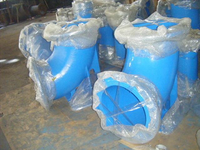 供應(yīng)DN50-DN2000鴨掌型雙盤彎頭