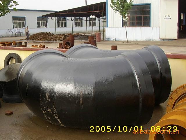 供應(yīng)大口徑球墨鑄鐵彎頭