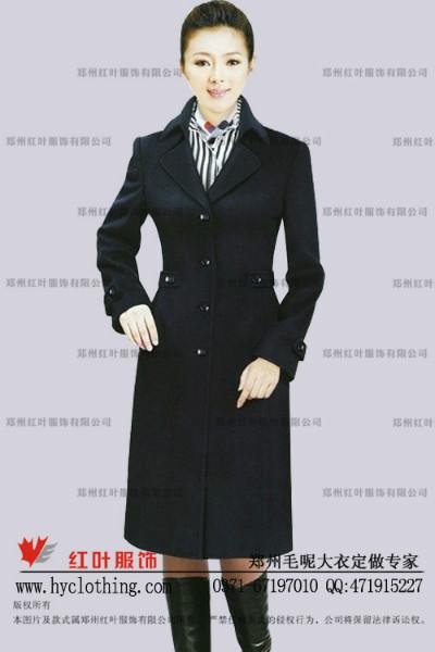 供應(yīng)定做大衣22-鄭州紅葉服飾