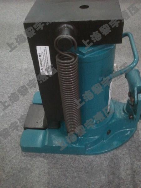 供應(yīng)液壓爪式千斤頂?shù)臀磺Ы镯斊鸬罊C