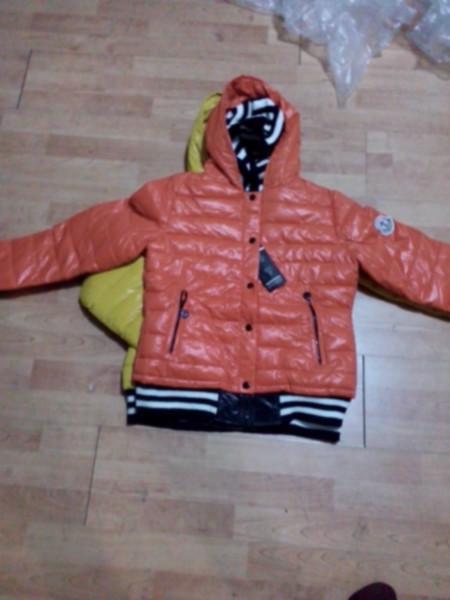 供應(yīng)批發(fā)秋冬棉服毛衣打底衫靴褲等