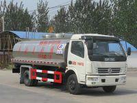 供應(yīng)廠家優(yōu)惠供應(yīng)解放單橋鮮奶運(yùn)輸車/奶罐車