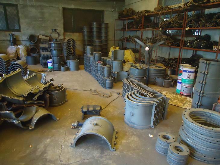 供應球墨鑄鐵馬鞍三通分水卡子 降價銷售 河北泊頭