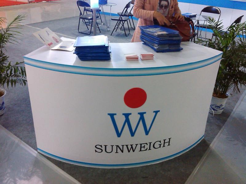 洛陽(yáng)展柜制作洛陽(yáng)展柜廠家烤漆展圖片