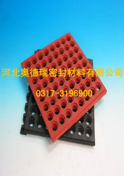 供應(yīng)防滑膠板