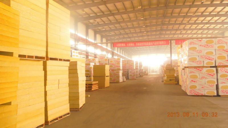 供應(yīng)天津豎絲巖棉廠家