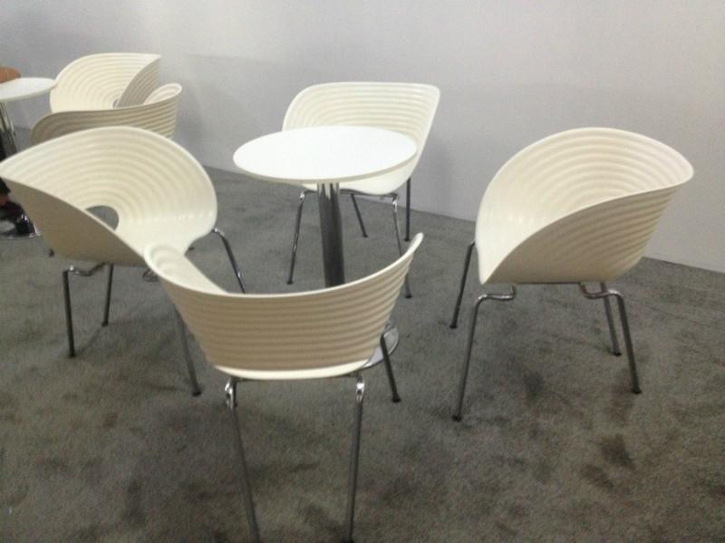 成都宴會椅洽談桌椅沙發(fā)吧凳吧桌折疊椅條桌等各桌椅租