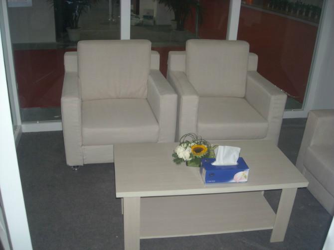 成都展會展柜出租租賃液晶電視機(jī)展板折疊椅貨架廣告噴繪寫真KT板