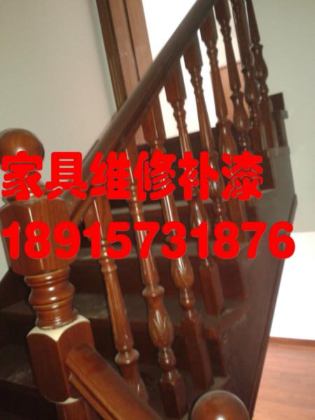 供應(yīng)木門維修木門修漆木門補(bǔ)漆木門