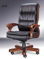 供應辦公家具批發(fā)意品家具