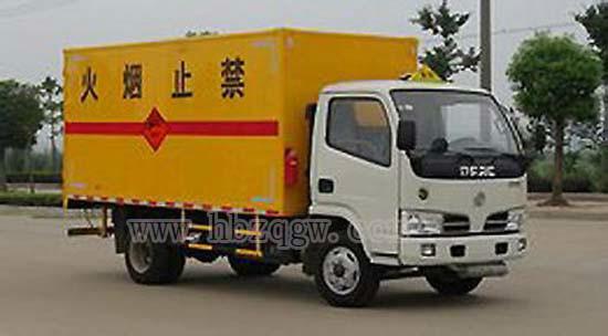 東風(fēng)福瑞卡爆破器材運輸車圖片