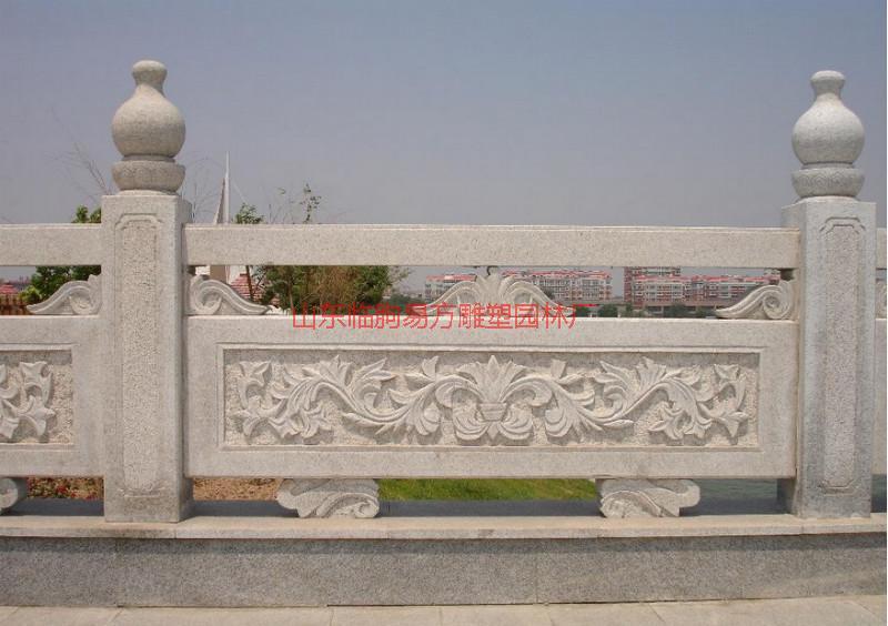 供應(yīng)欄板大王專業(yè)雕刻廠/專業(yè)欄板雕塑雕刻廠