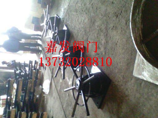 手輪式啟閉機圖片