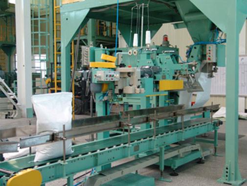 供應全自動稱重包裝碼垛生產線技術特點