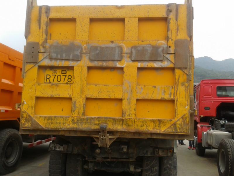 供應(yīng)紅巖新金剛自卸工程汽車15696955550