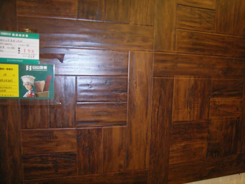 供應(yīng)便宜地板復(fù)合地板 竹木地板 便宜地板拼花地板