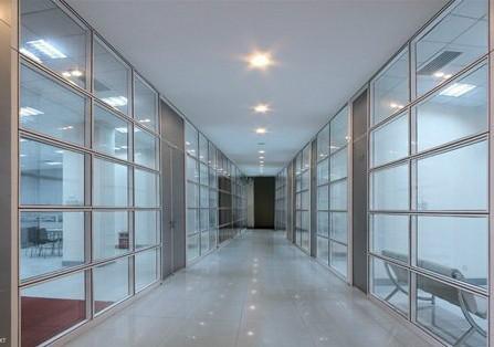 供應(yīng)84款單玻高隔斷墻