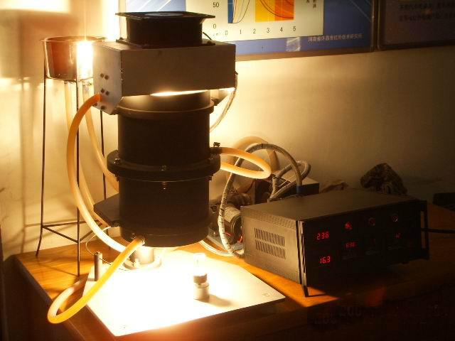 聚光式熱處理儀圖片