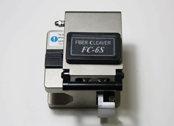 供應(yīng)光纖切割刀供應(yīng)商