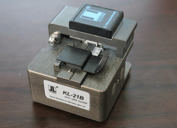 供應(yīng)光纖切割刀供應(yīng)商