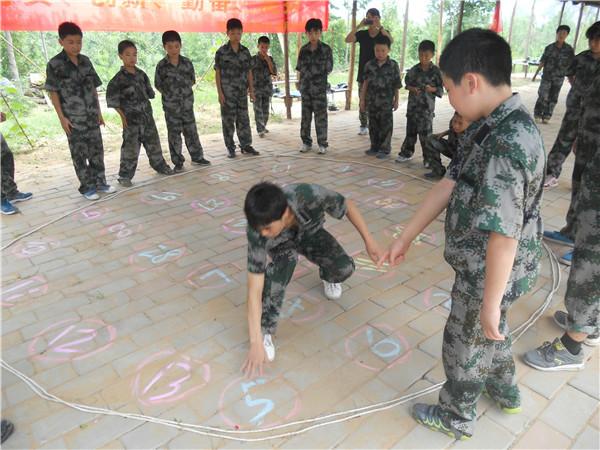 供应河南夏令营郑州青少年夏令营开心暑期夏令营火热报名中图片