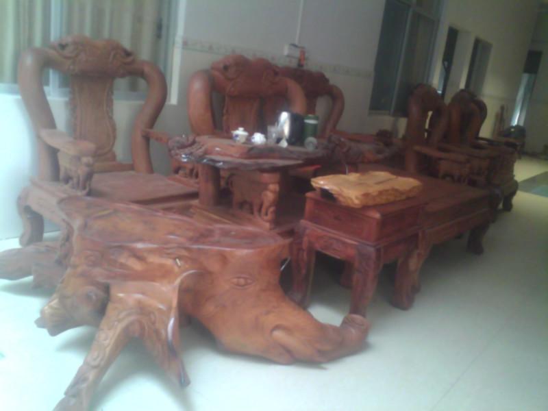 供應(yīng)紅木組合沙發(fā)