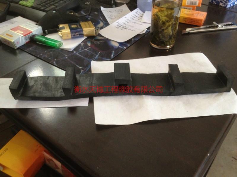 供應(yīng)天津背貼式橡膠止水帶廠家報(bào)價(jià)