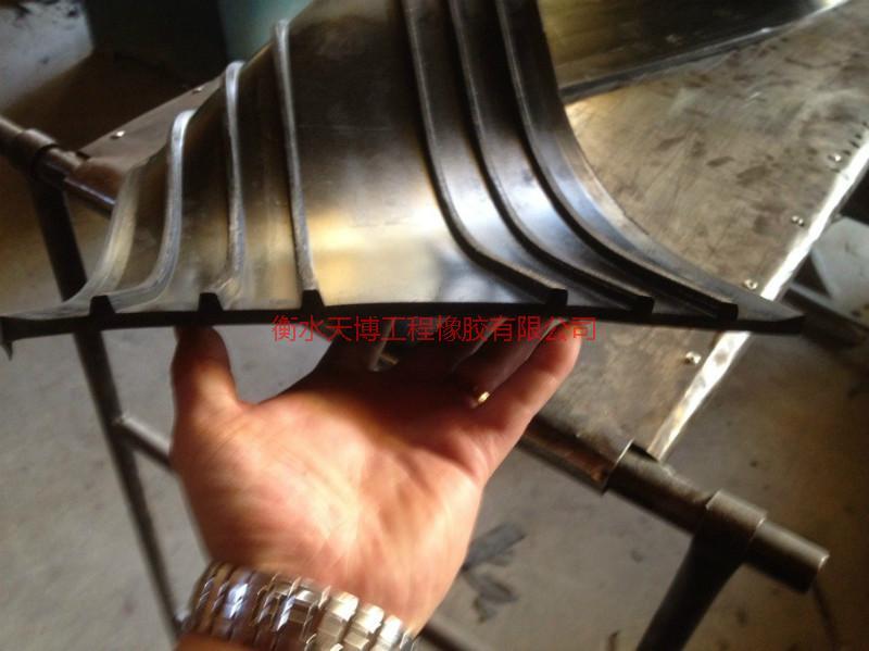 天津背貼式橡膠止水帶廠家圖片