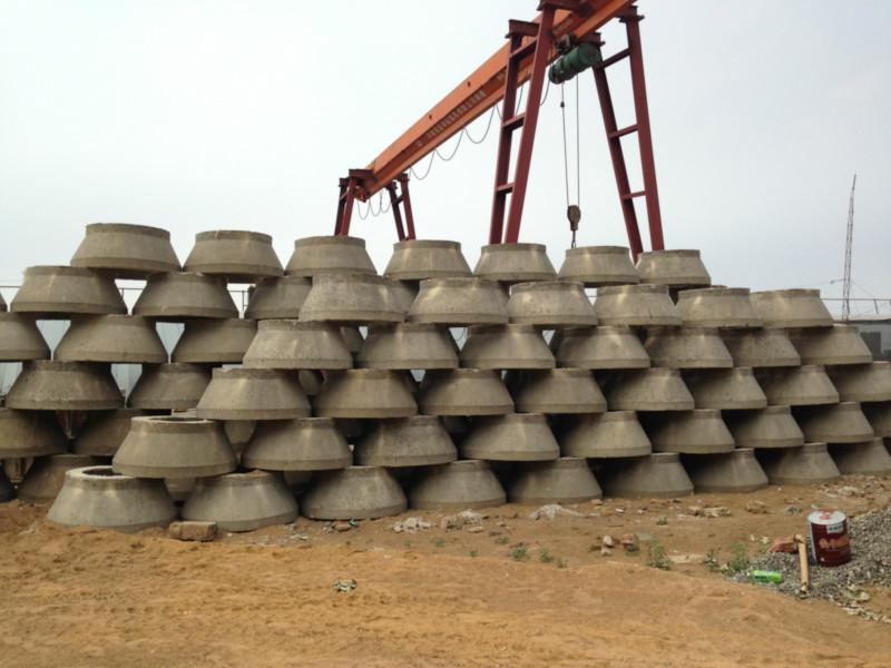 遼寧混凝土檢查井,預(yù)制檢查井廠家批發(fā),檢查井混凝土模塊價格,圓形水泥檢查井