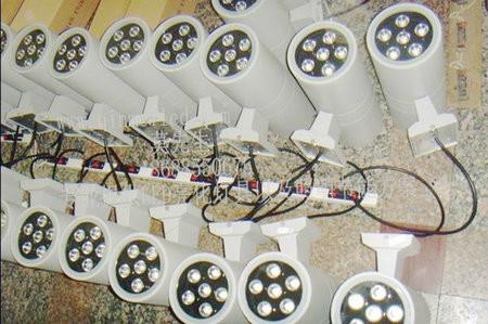 供應(yīng)LED10W大功率LED雙頭壁燈丨LED10W雙向投射壁燈