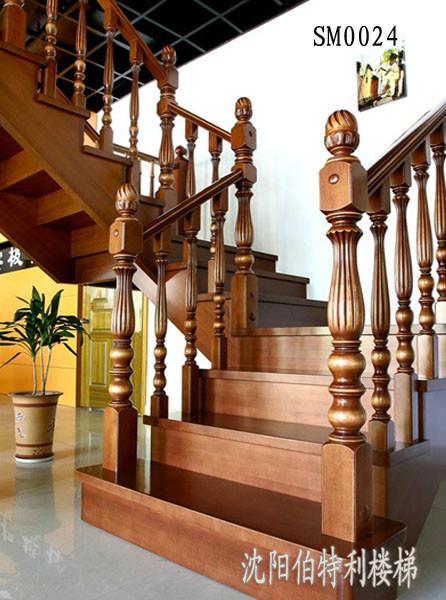 供應(yīng)沈北雕花實(shí)木樓梯