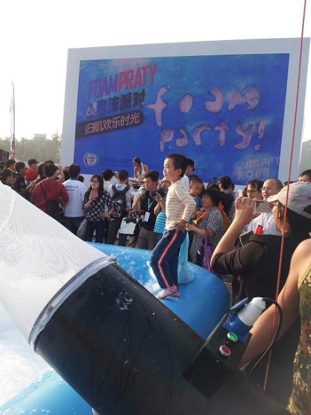 供應(yīng)派對泡沫機；演唱會泡沫機；影視制作*泡沫機