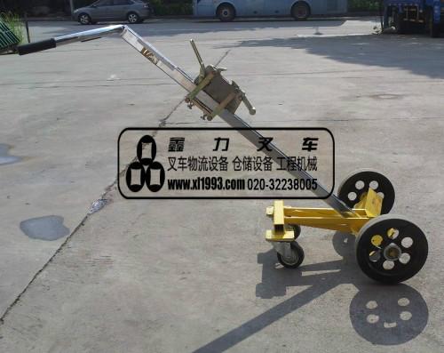 供應(yīng)簡(jiǎn)易式油桶升高車(chē)，油桶翻轉(zhuǎn)升高車(chē)，貨物移動(dòng)升高車(chē)，手動(dòng)搬運(yùn)升高車(chē)