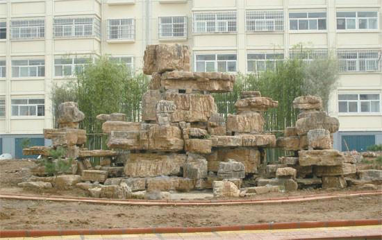 供應(yīng)山東哪里做假山