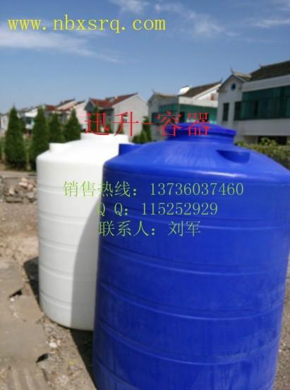 浙江有3噸PE水箱圖片