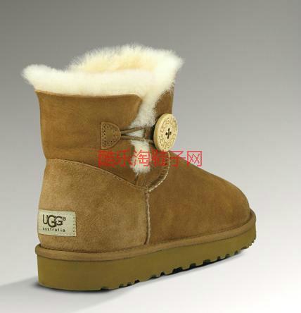 UGG貝利鈕扣女士中筒雪地靴多少錢