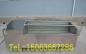 供應(yīng)胡蘿卜清洗機(jī)