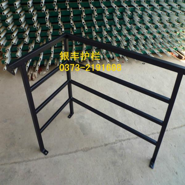 供應(yīng)河南廠家供應(yīng)小區(qū)*空調(diào)防護(hù)欄